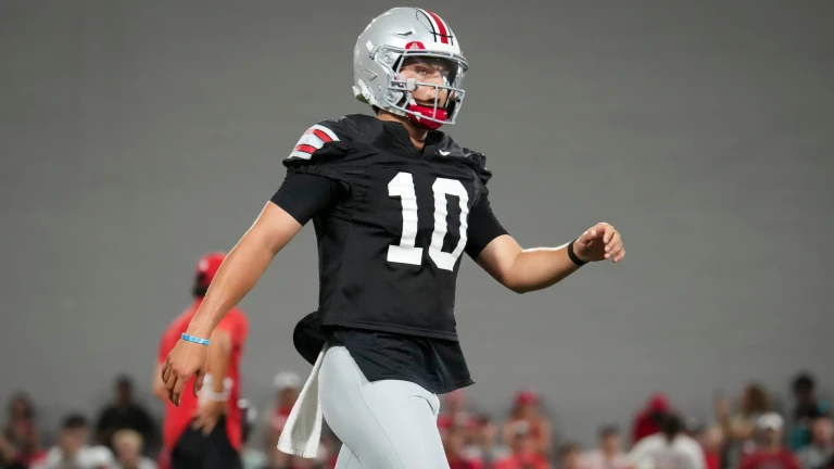 USA Today Ranks All 18 Big Ten Starting Quarterback From 1-18