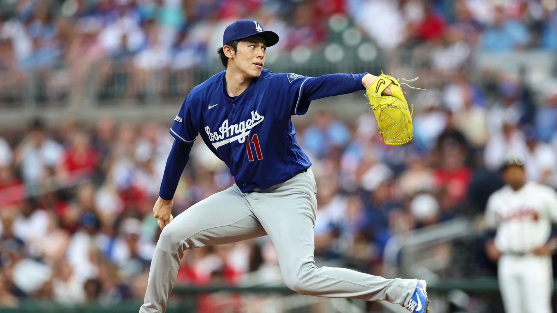 Straight Talk: Blister leaves Sasaki on sidelines in 4th inning of loss to Braves
