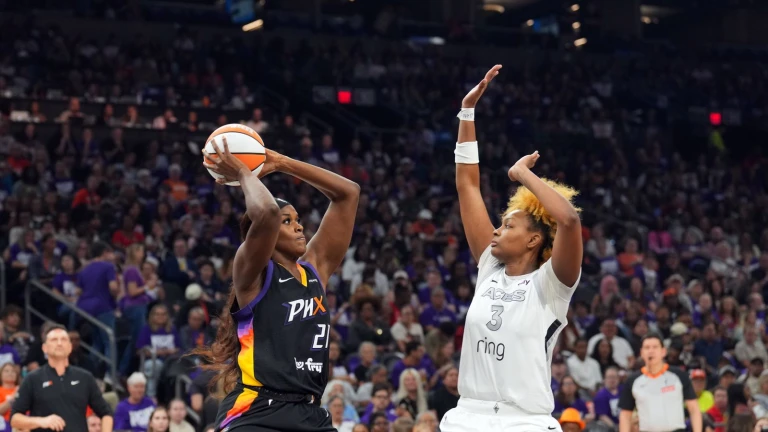 Aces make huge pickup to fill NaLyssa Smith-sized void