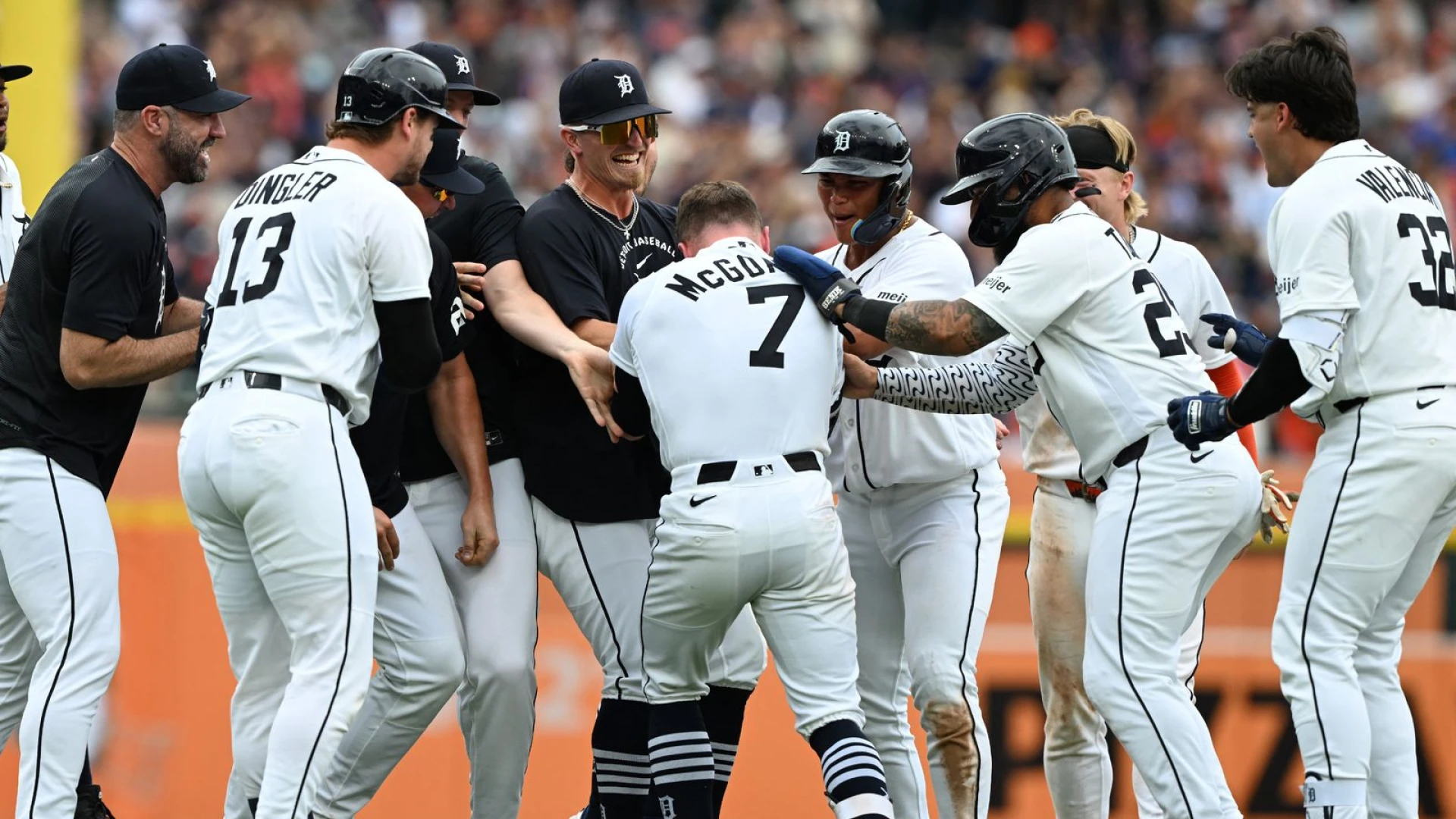 Dodgers' offensive struggles continue in walk-off loss to Tigers