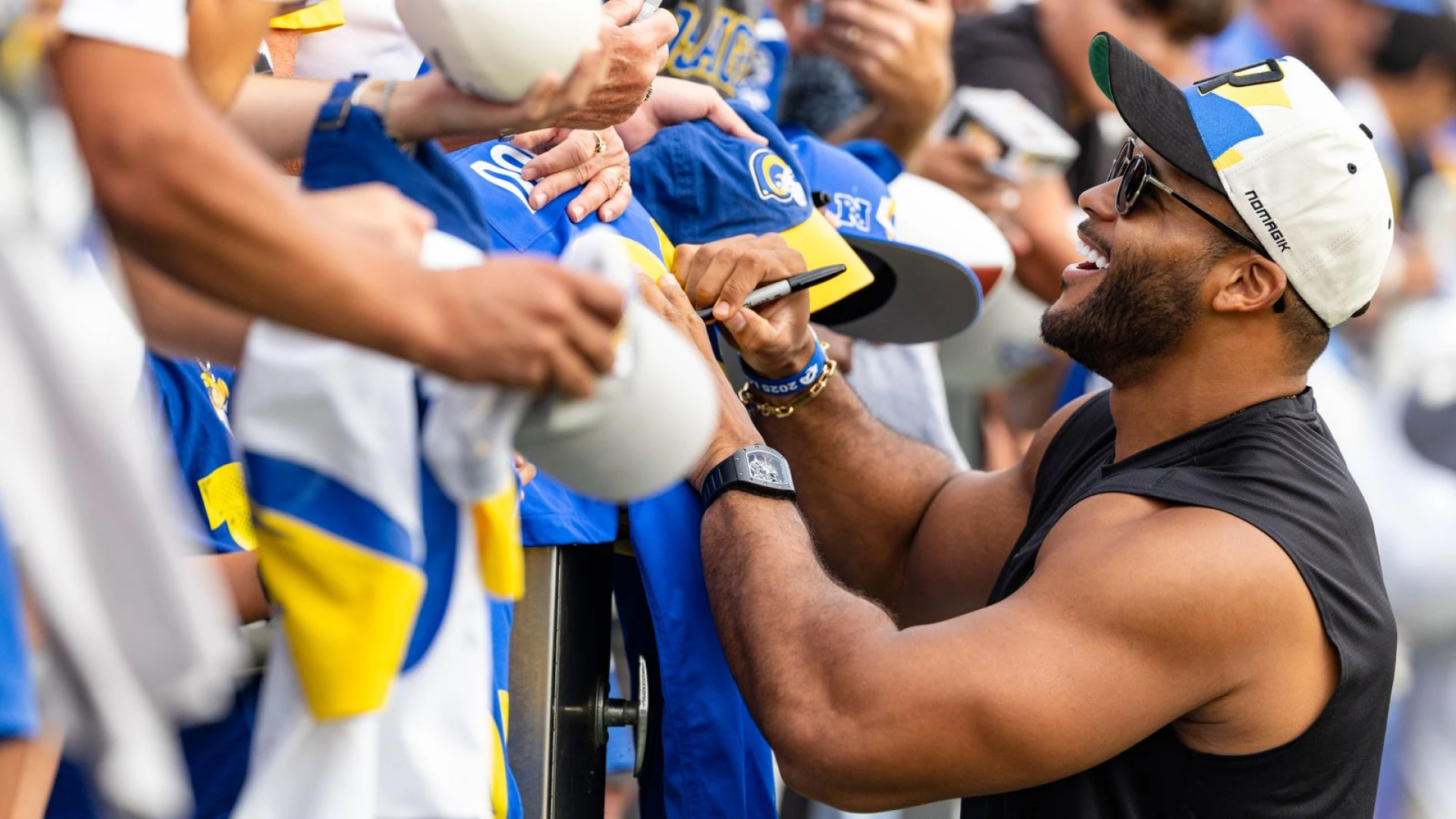 Aaron Donald’s return sparks flood of Rams Super Bowl bets