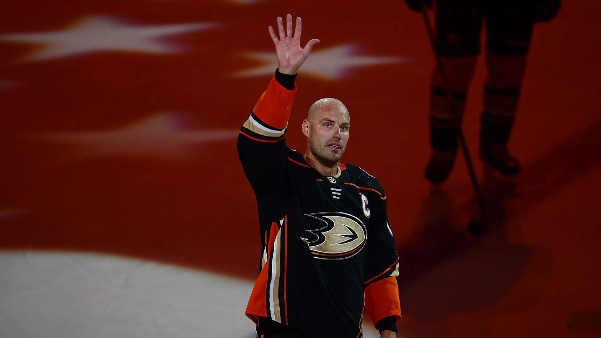 Ducks to retire Getzlaf's No. 15 on Jan. 30
