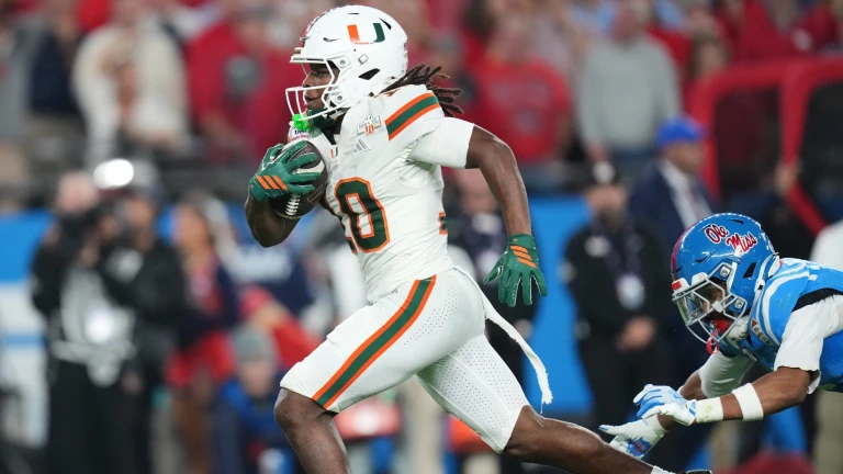 ESPN Ranks Top 30 Teams With Best Chance to Make College Football Playoff
