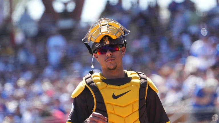 Padres top prospect Ethan Salas makes Majors debut at Cincinnati