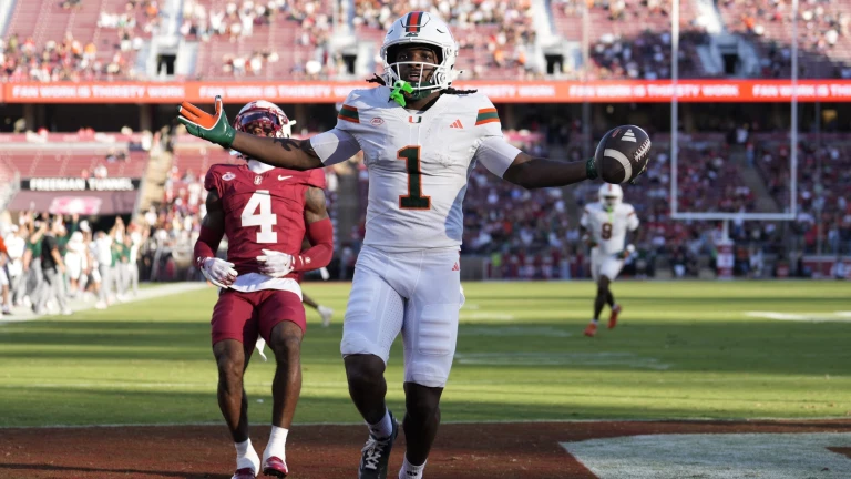 ESPN Ranks Top 30 Teams With Best Chance to Make CFP Going Into Week 2
