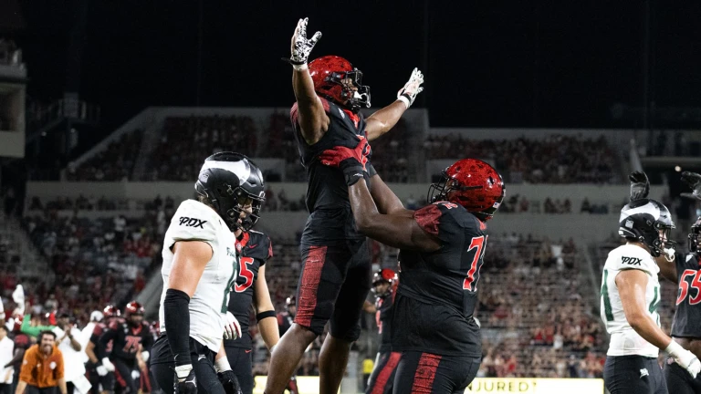 Sutton’s three touchdowns, special teams spark San Diego State’s 53-20 rout of Portland State