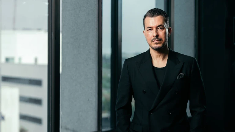 TST Images: Portrait Session with Jason of Beverly Hills