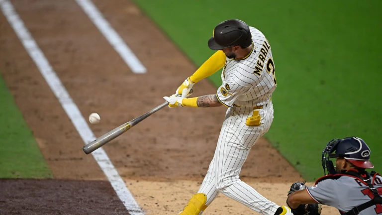 Padres complete another multi-run comeback late, rally past Nationals