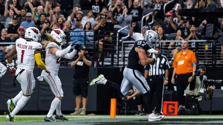 Why the Raiders’ investment in Michael Mayer is the right call