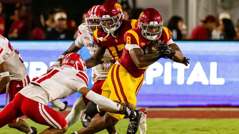 USC rushing attack powers 49-30 win over Louisiana