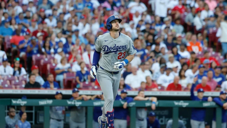 TST Images: Dodgers defeat Reds, 4-1, at Great American Ball Park