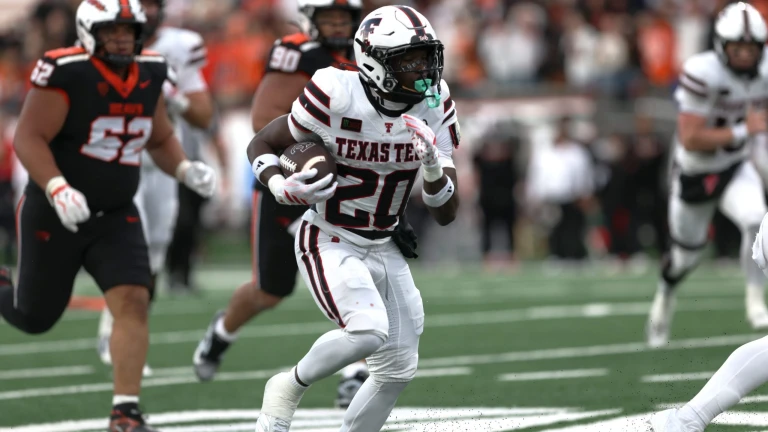 Ranking the Top 40 College Football Running Backs Right Now