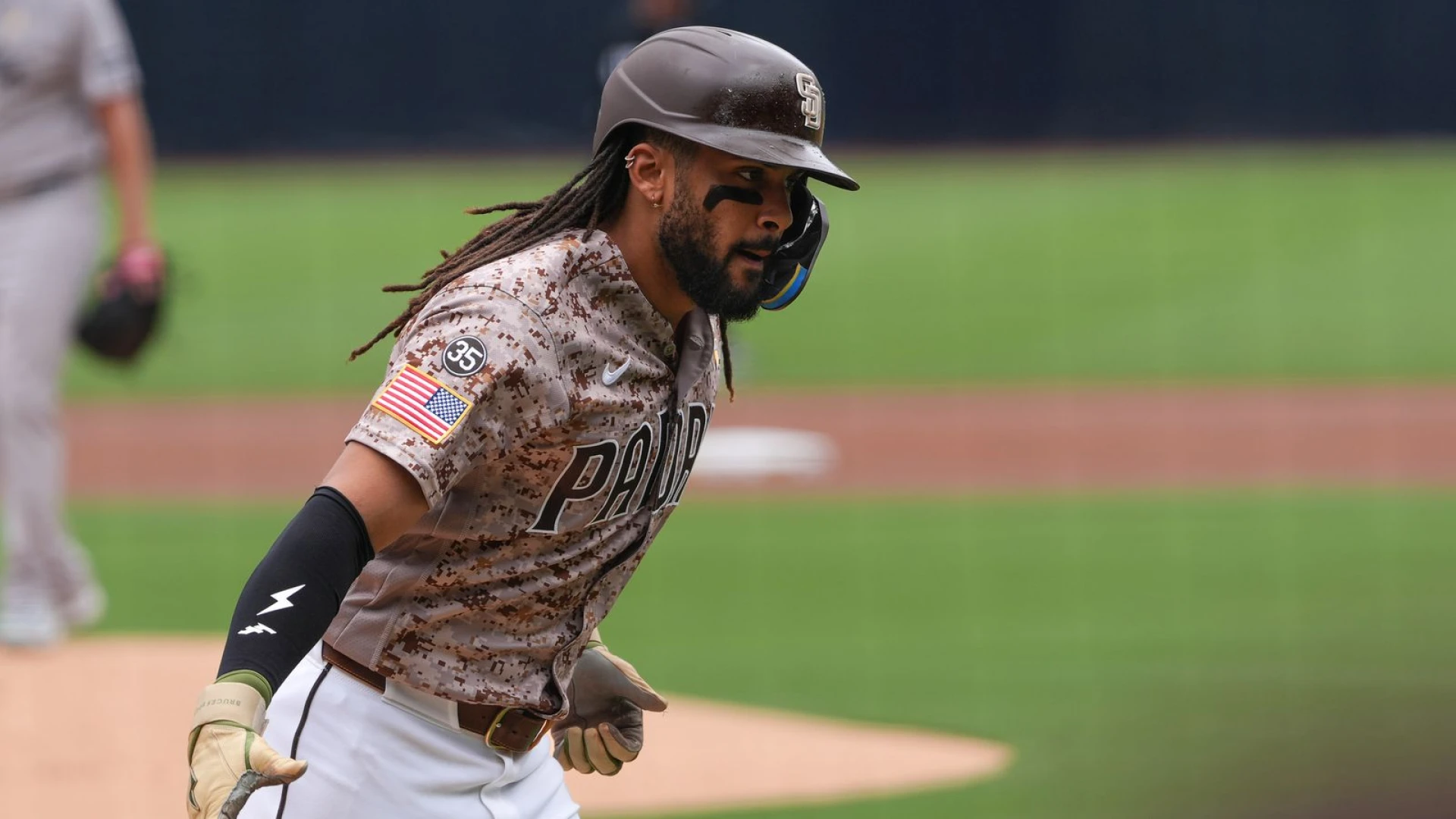 NL Wild Card Outlook: Padres will need to do more than tie with Cubs and Phillies
