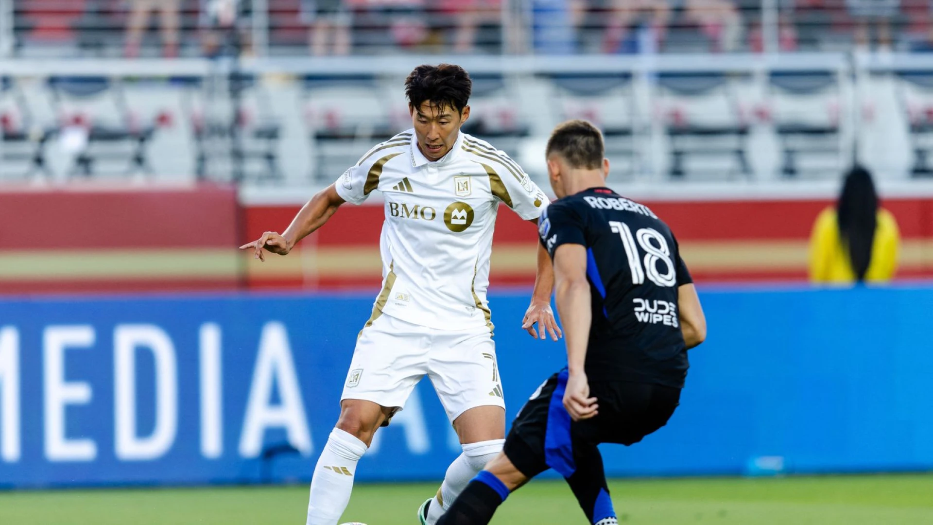 Ten-man LAFC’s two-goal lead slips away in wild draw with San Jose