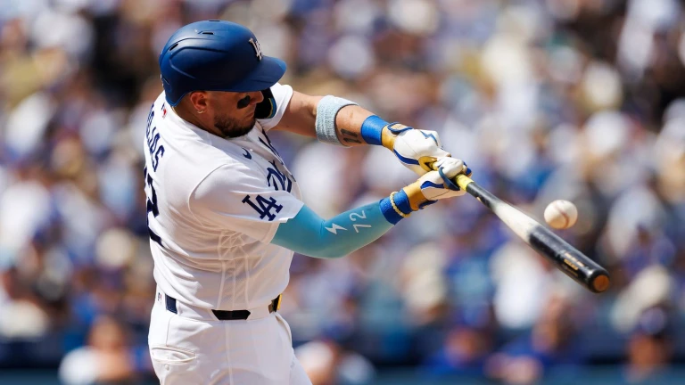 TST Images: Dodgers defeat Giants, 3-1, at Dodger Stadium