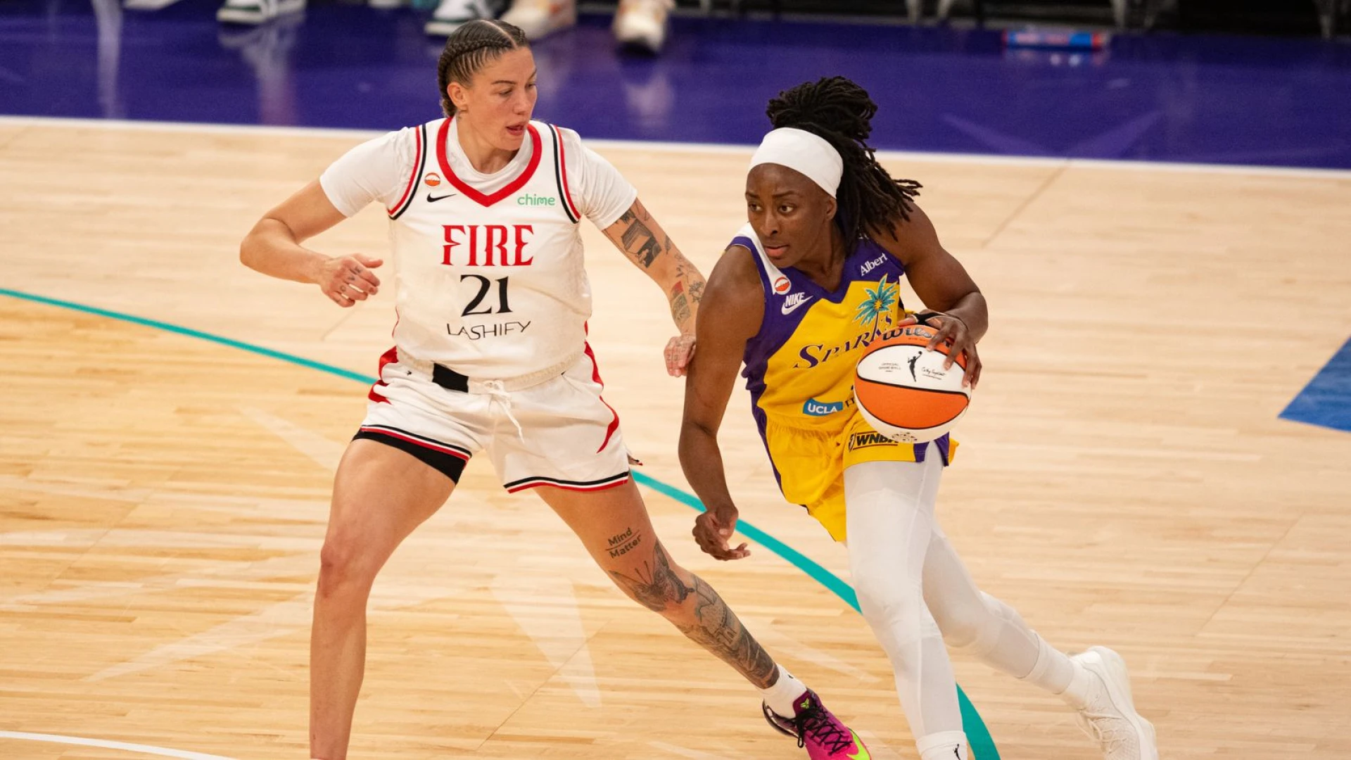 Sparks sweep season series against Fire