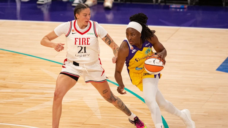 Sparks sweep season series against Fire