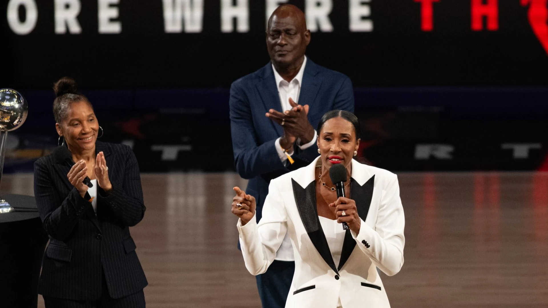 Lisa Leslie's Legacy Immortalized in Los Angeles