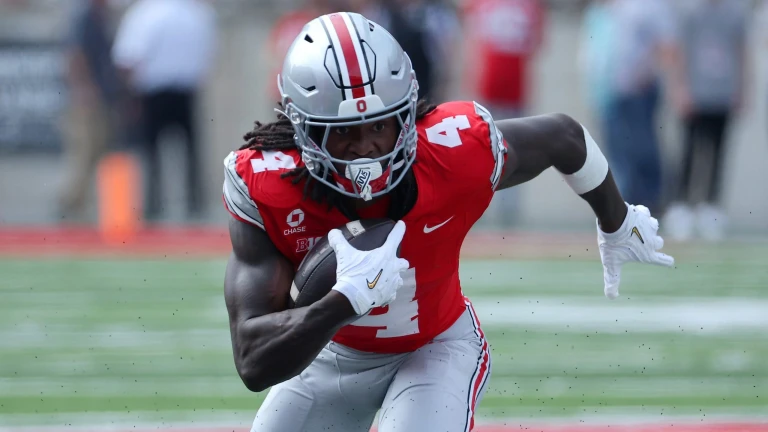 ESPN Ranks Top 20 College Football Teams With Best Chance to Win the Natty Going Into Week 4