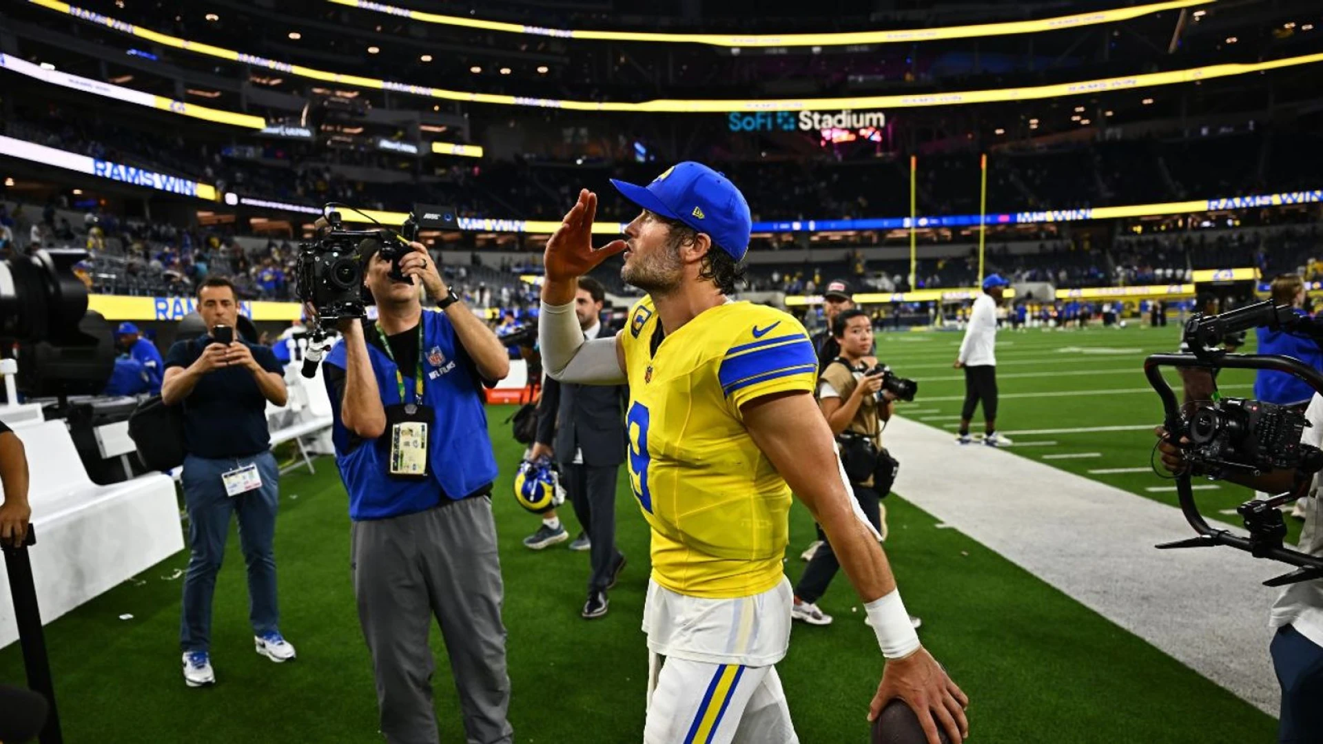 Joe Buck sends clear warning to the league after Rams win vs. Giants