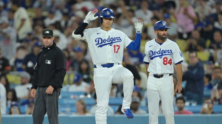 Ohtani returns as Dodgers fall to Padres