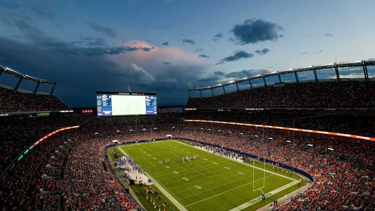 L.A. takes the Mile High City: A fan's guide to Rams at Broncos and Kings at Avalanche in Denver