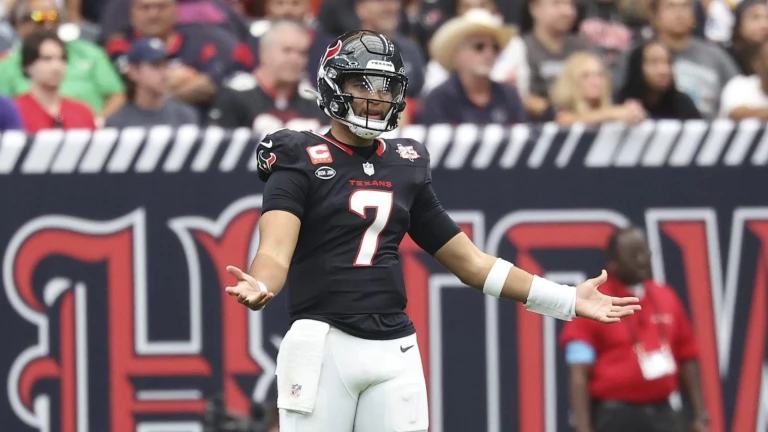 5 NFL Teams That Should Be Worried Right Now