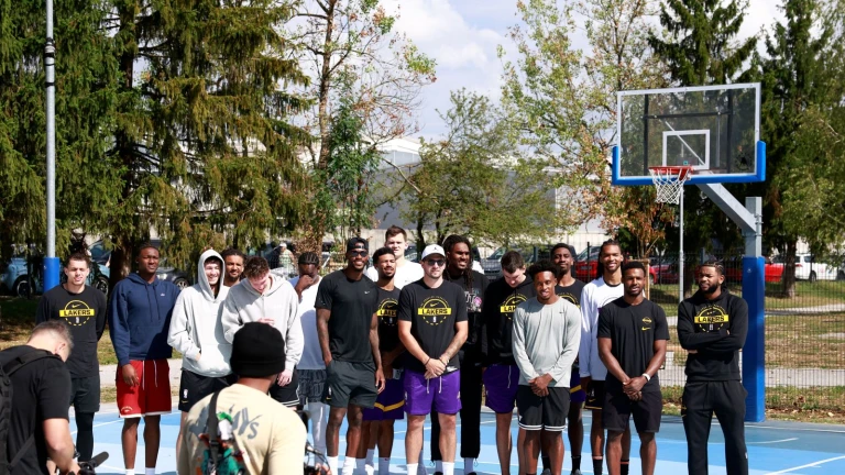 Five questions facing Lakers ahead of training camp