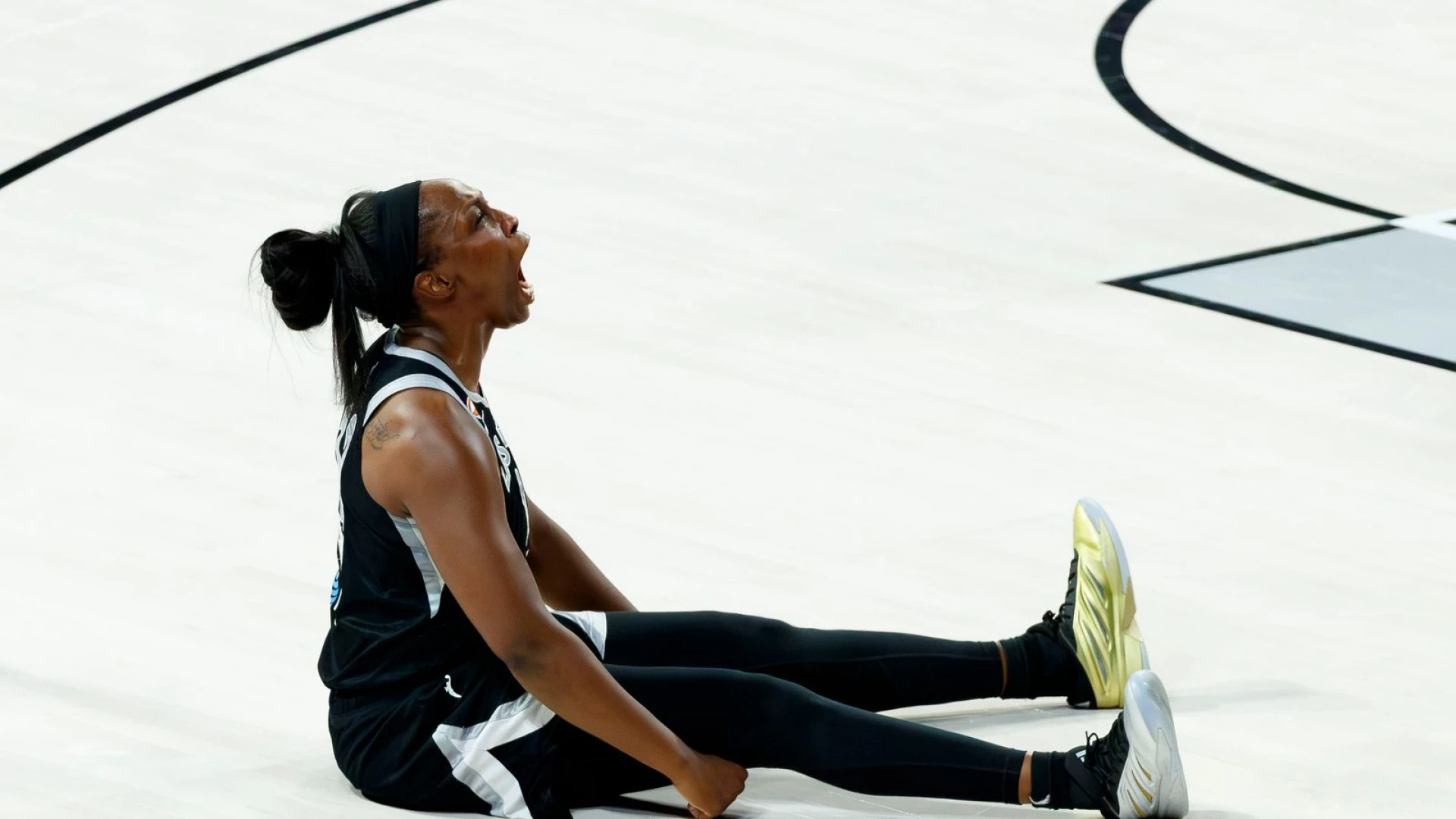 Aces Big 3 reigns supreme in win-or-go-home first round victory over the Fever