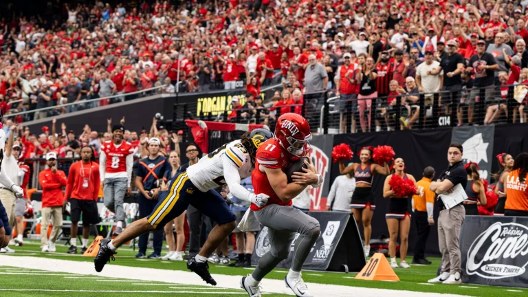 TST Images: UNLV defeats Cal, 39-31, at Allegiant Stadium