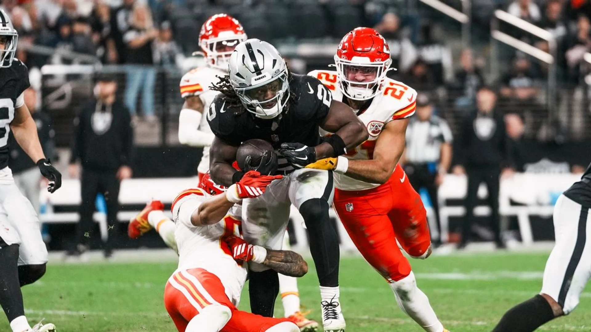 Raiders prepare for massive early season game in battle of unbeatens