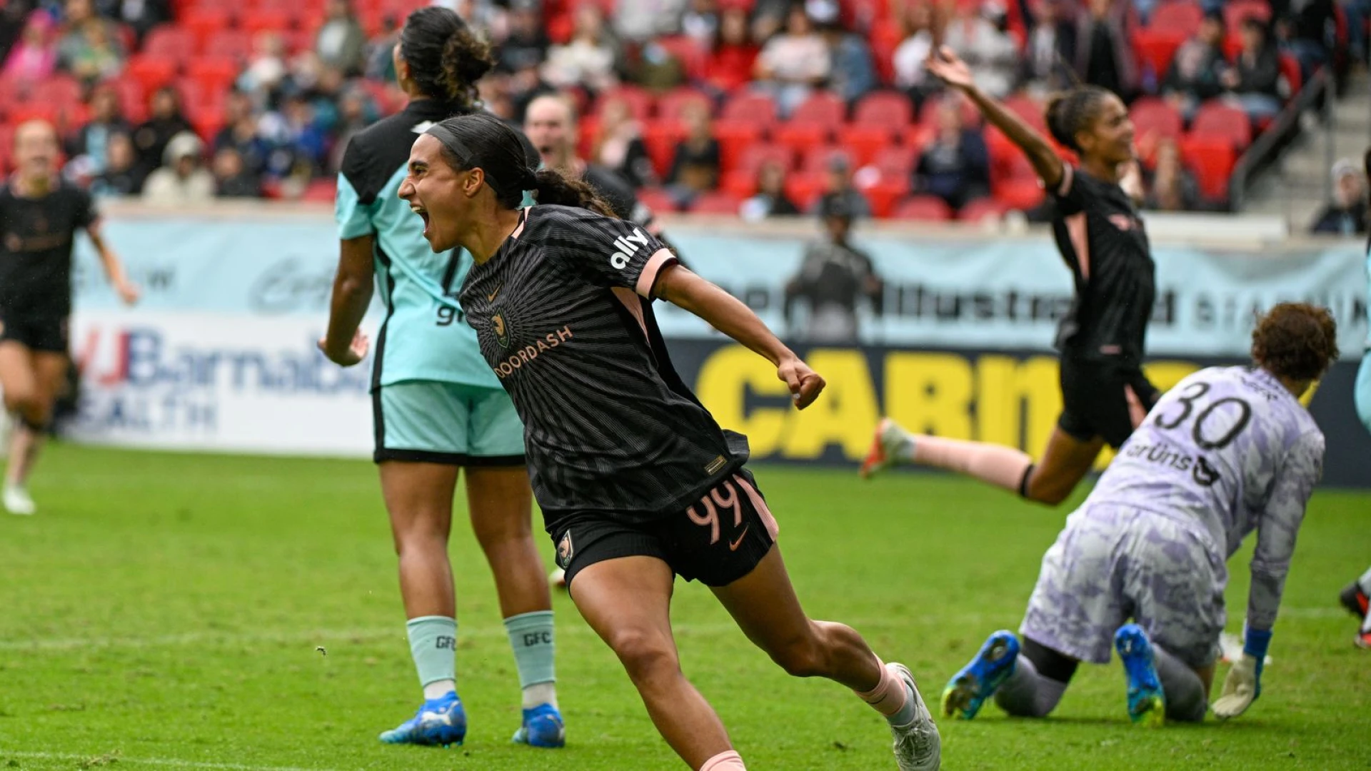 Taylor Suarez nets Angel City's lone goal in draw against Gotham FC
