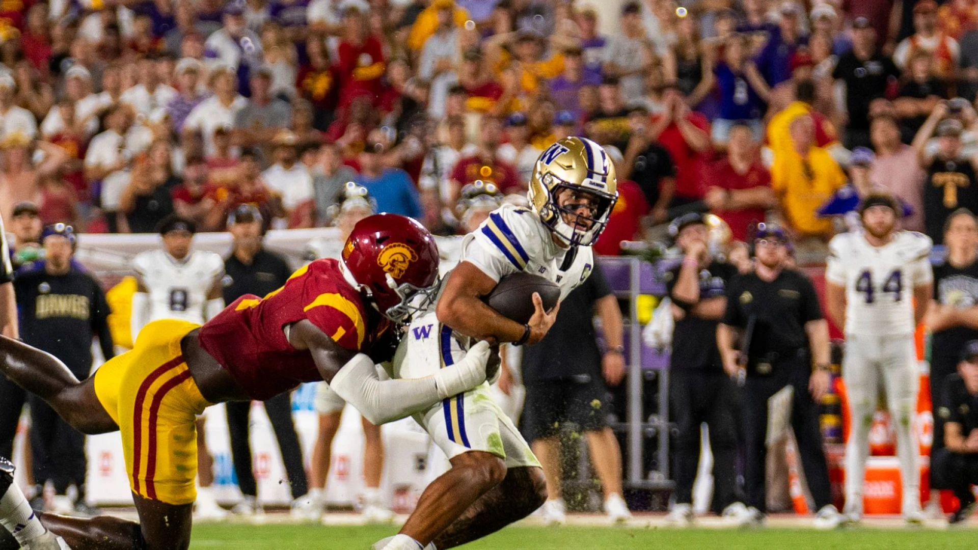 Ta'Mere Robinson leads USC into a White Out he knows well