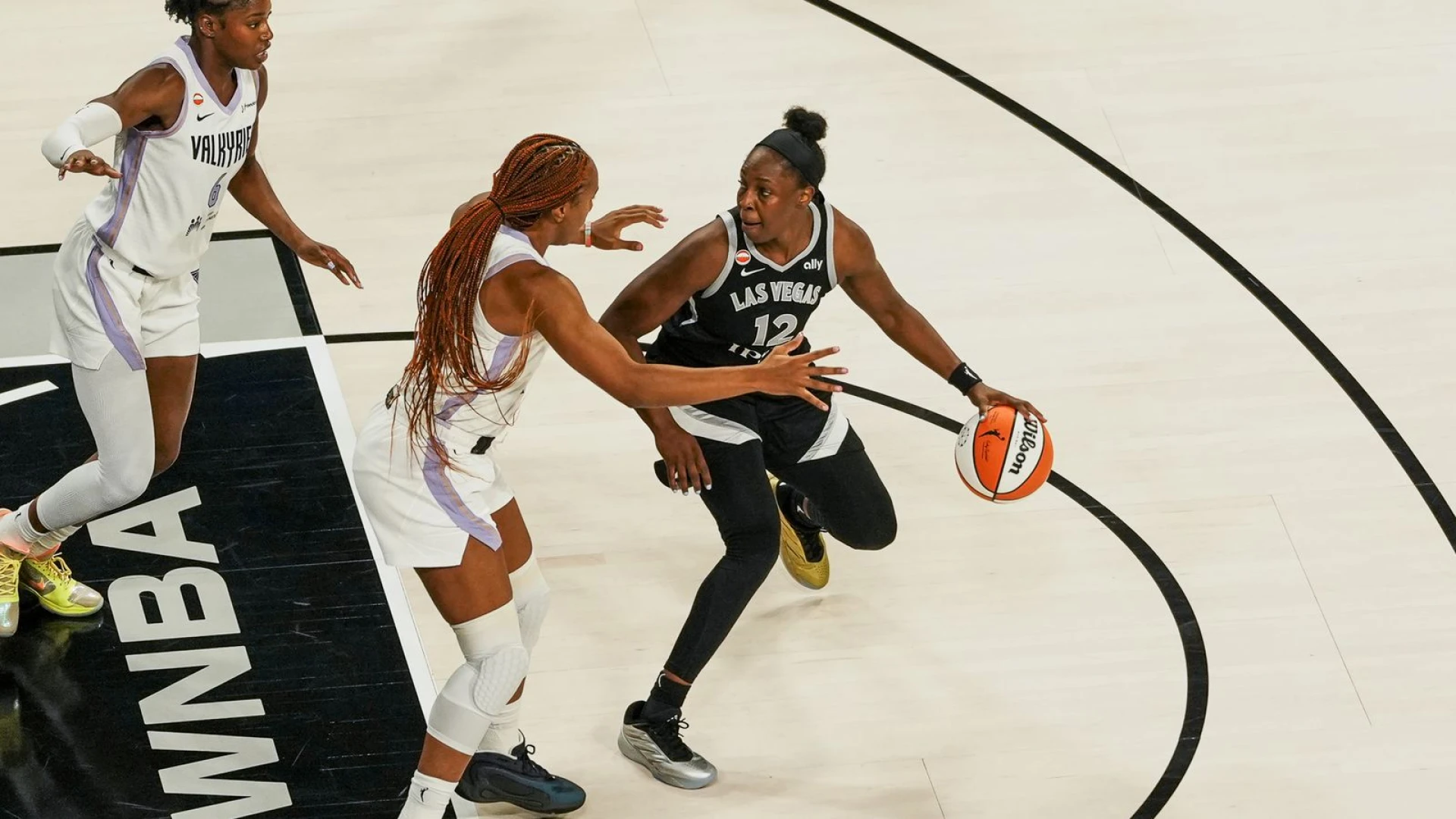 The hunted back to being hunters; Aces swept by Valkyries in playoff semis