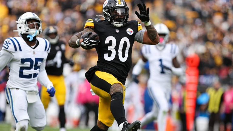 Jaylen Warren Impressive Streak Continues in Win Over Colts