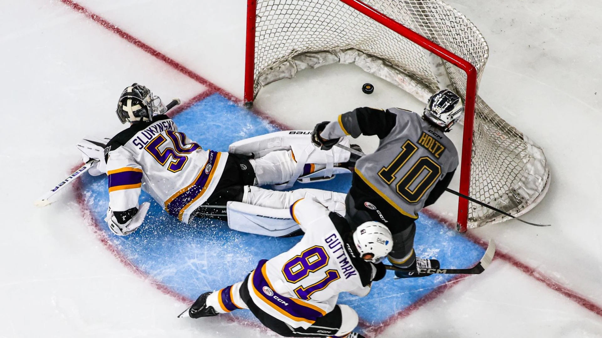 Knight Reign Reign fall to 0-2 at home with loss to Silver Knights