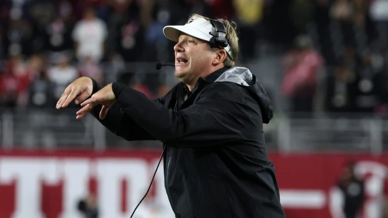 ESPN Ranks All 16 SEC Teams to Win the Conference Going Into Week 8