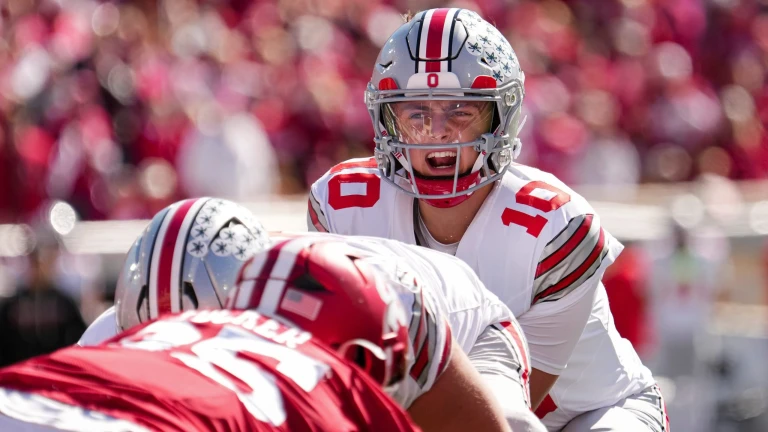 USA TODAY's Top 15 College Football Quarterbacks Going Into Week 8