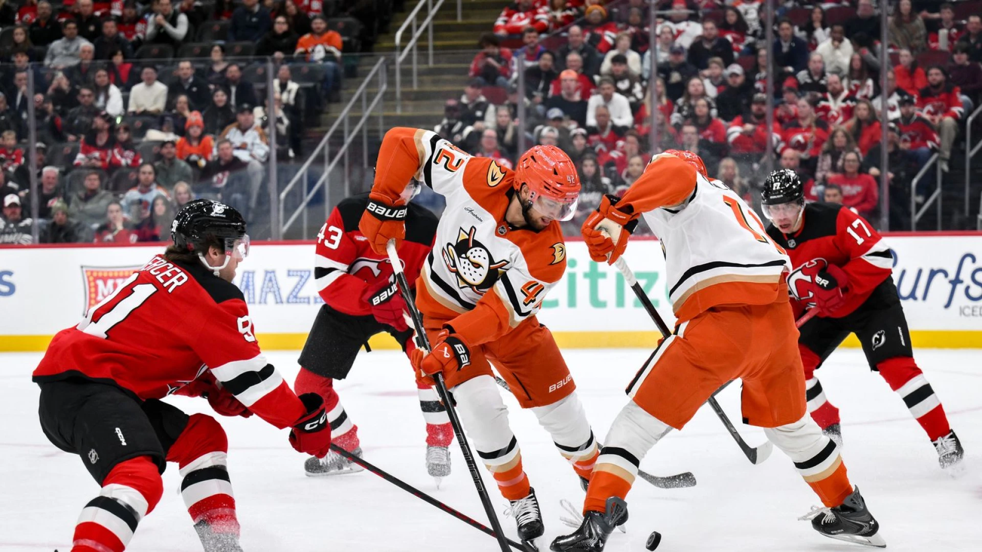 Ducks bedeviled again on the road, drop 5th straight