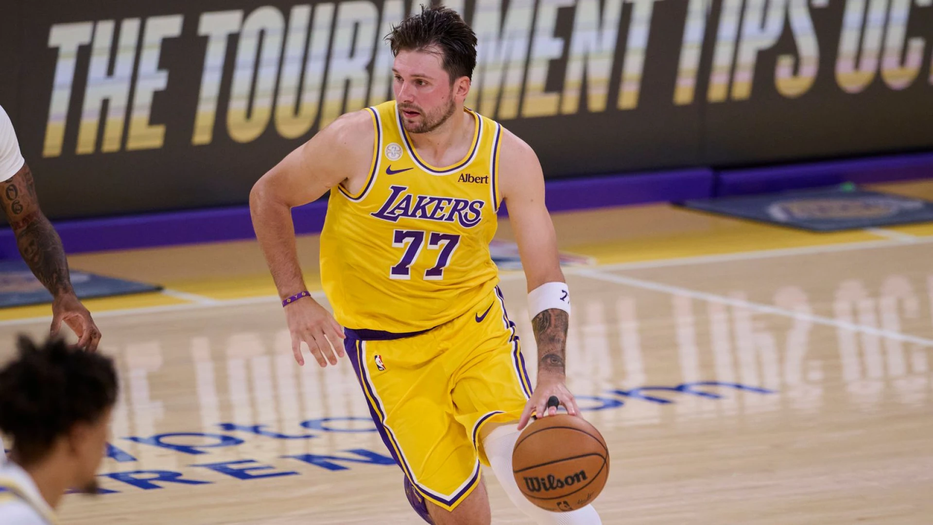 Lakers vs. Clippers: What to watch in second game of season