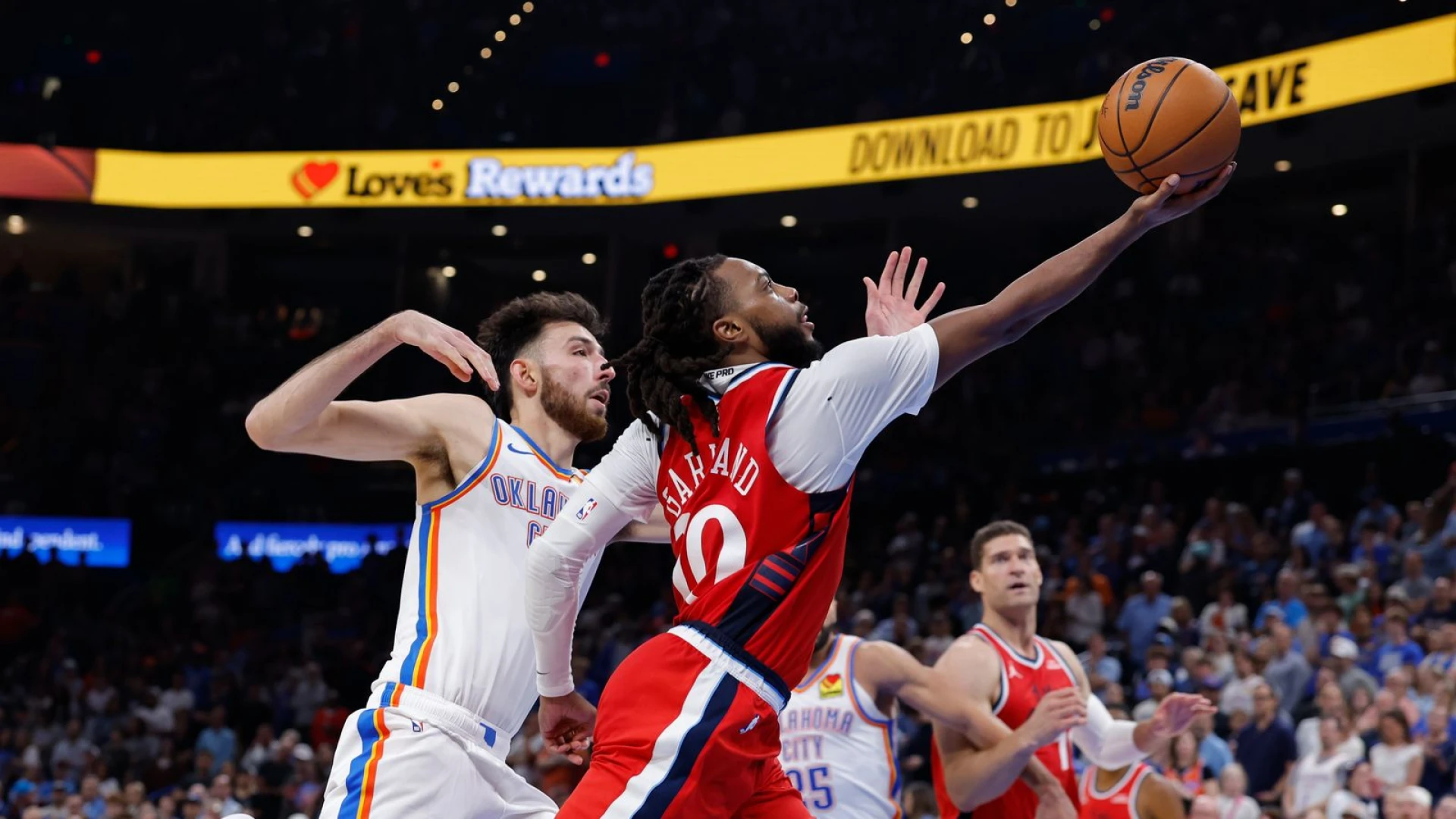 Clippers drop consecutive road games following loss to Thunder
