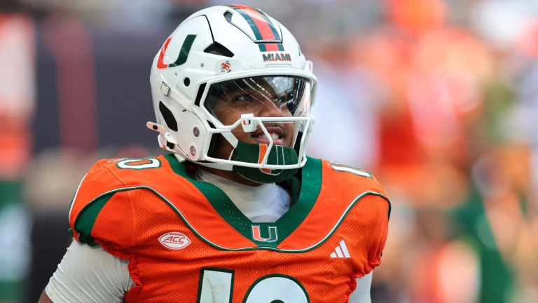 ESPN Ranks College Football's 3 Unbeaten Teams by Most Likely to Make the CFP Going Into Week 9