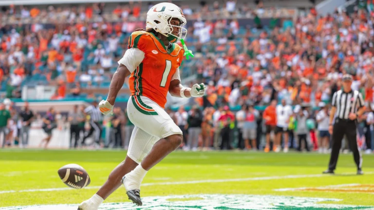 ESPN Ranks Top 50 College Football Teams With a Chance to Make CFP Going Into Week 9