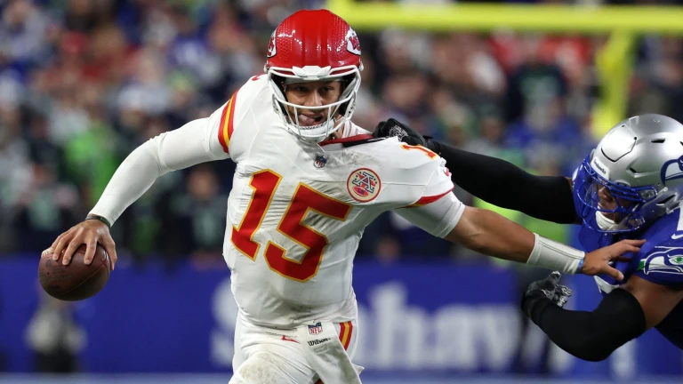 ESPN Predicts the Record for All 32 NFL Teams Right Now: Going Into Week 8