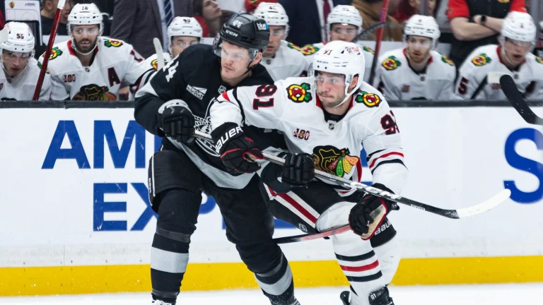Kings drop final game of road trip to Blackhawks