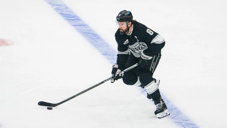TST Images: Kings defeat Senators, 6-5, in Los Angeles