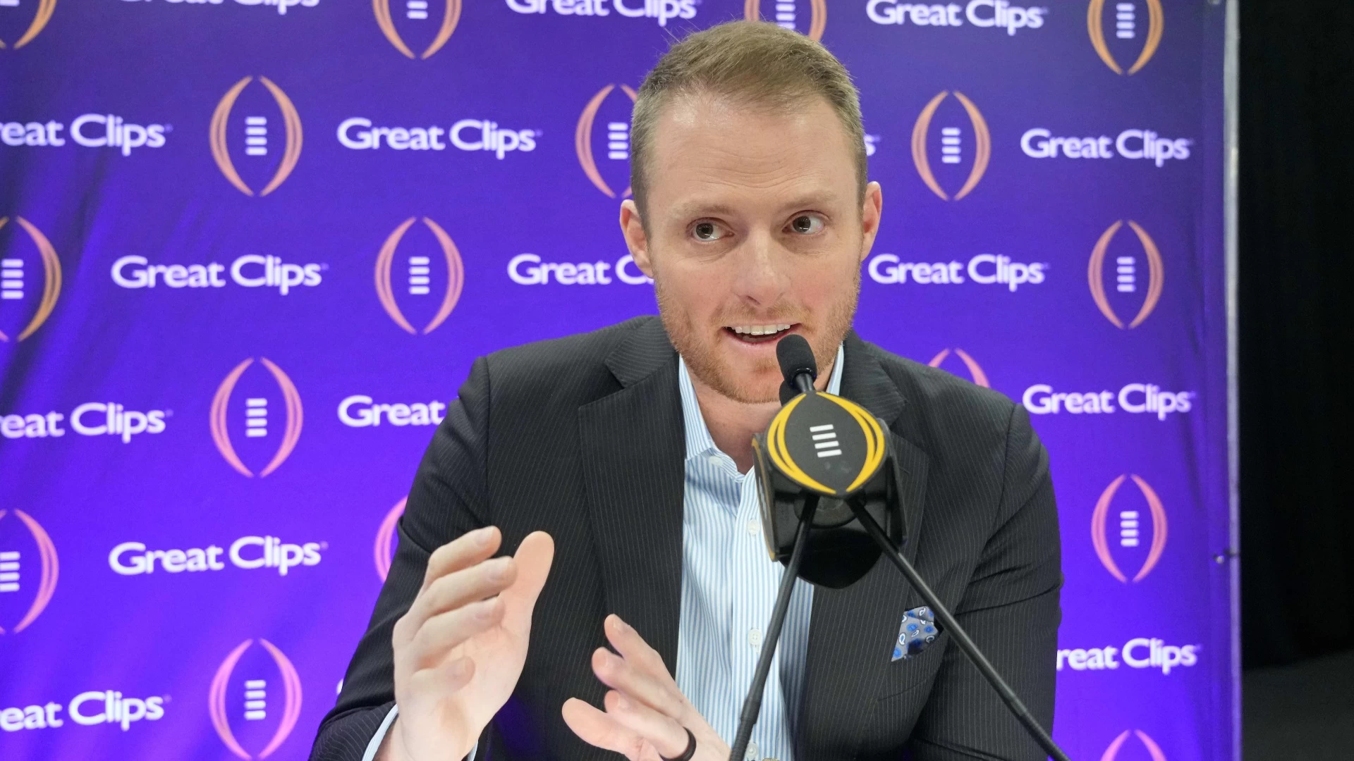 Exploring the Concept of 'Seeing Ghosts' in Sports
