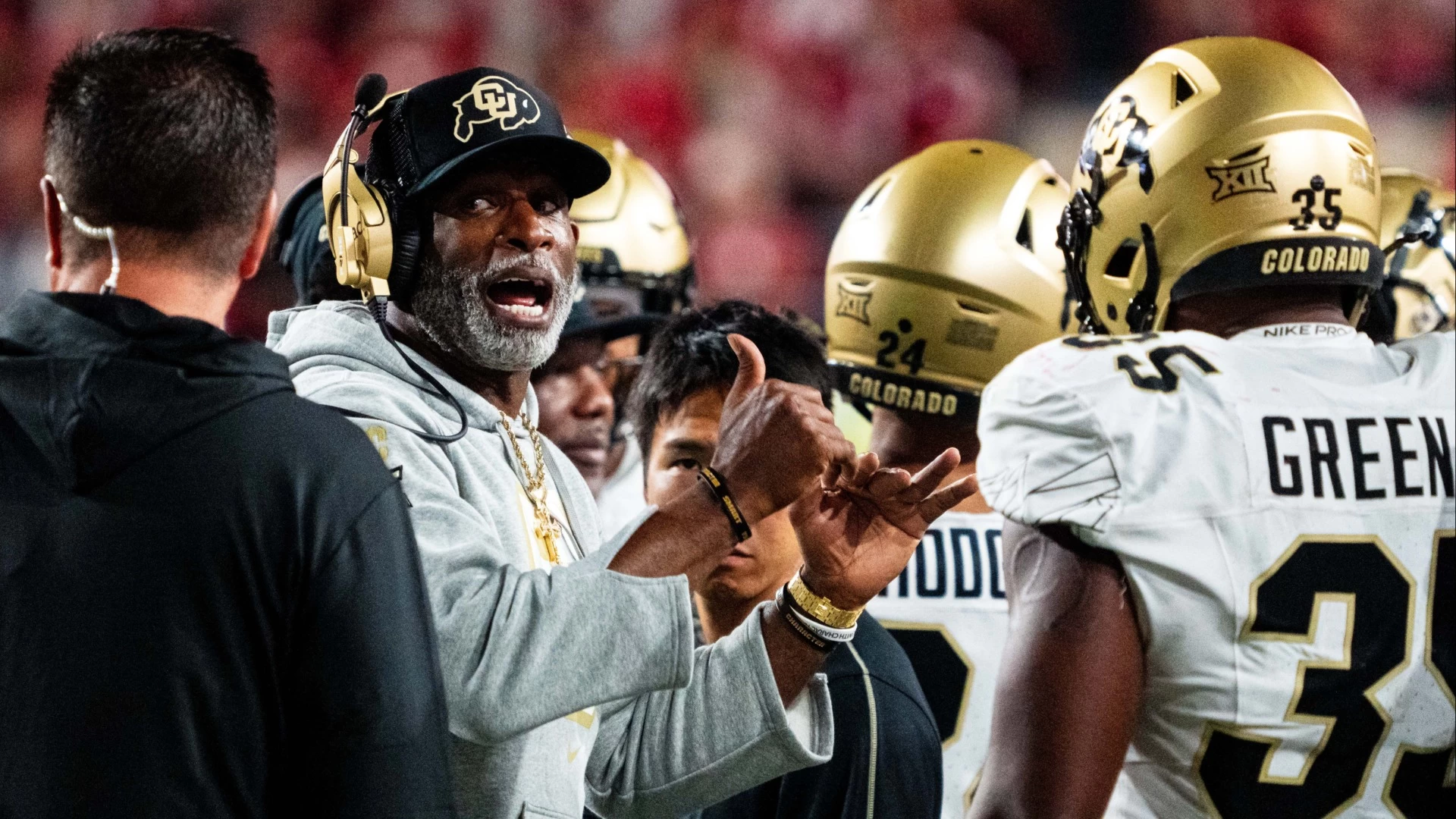 Indiana Faces UCLA in Pasadena: College Football Update