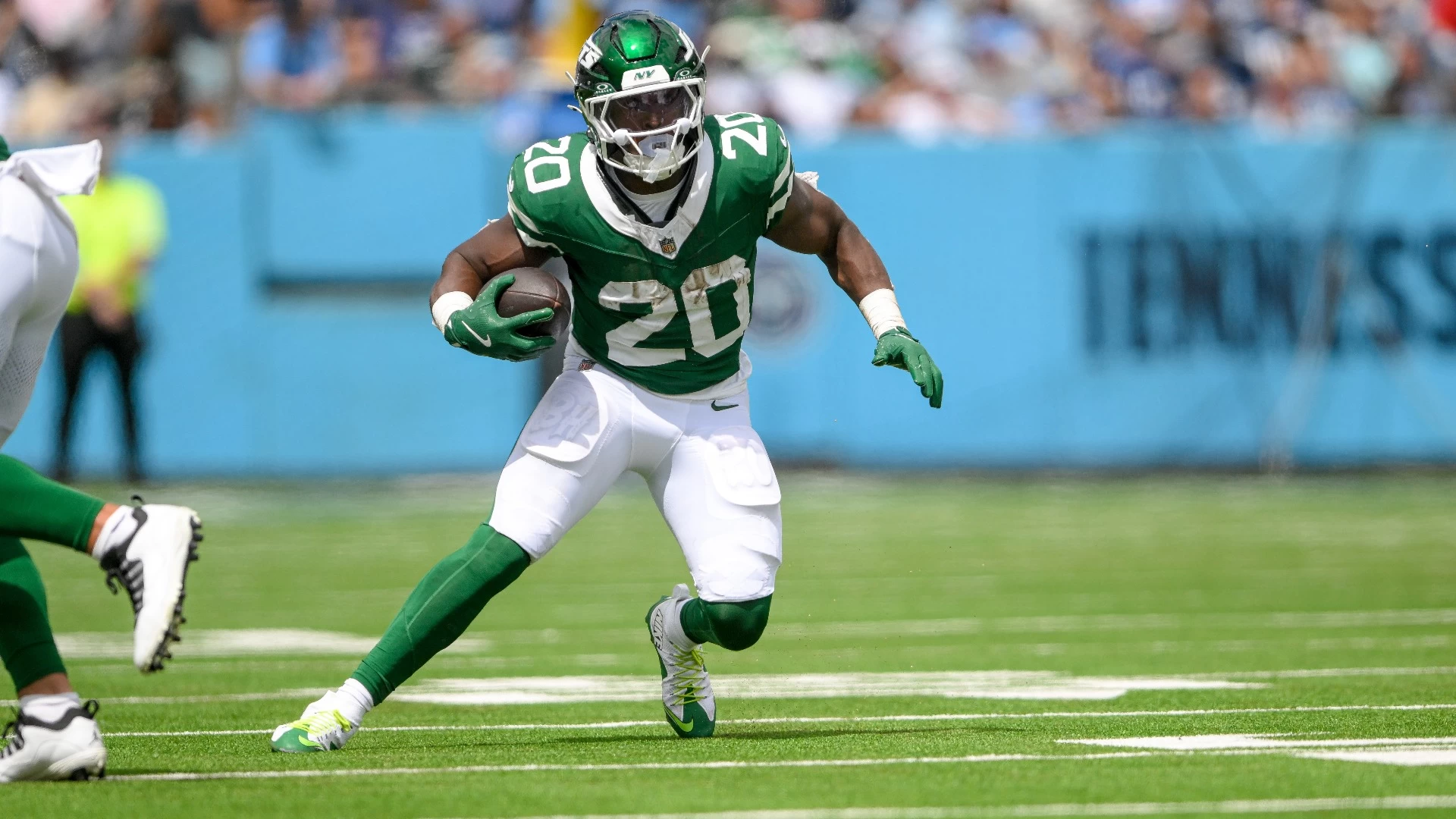 Breece Hall's Impact in Patriots vs. Jets: Prop Analysis
