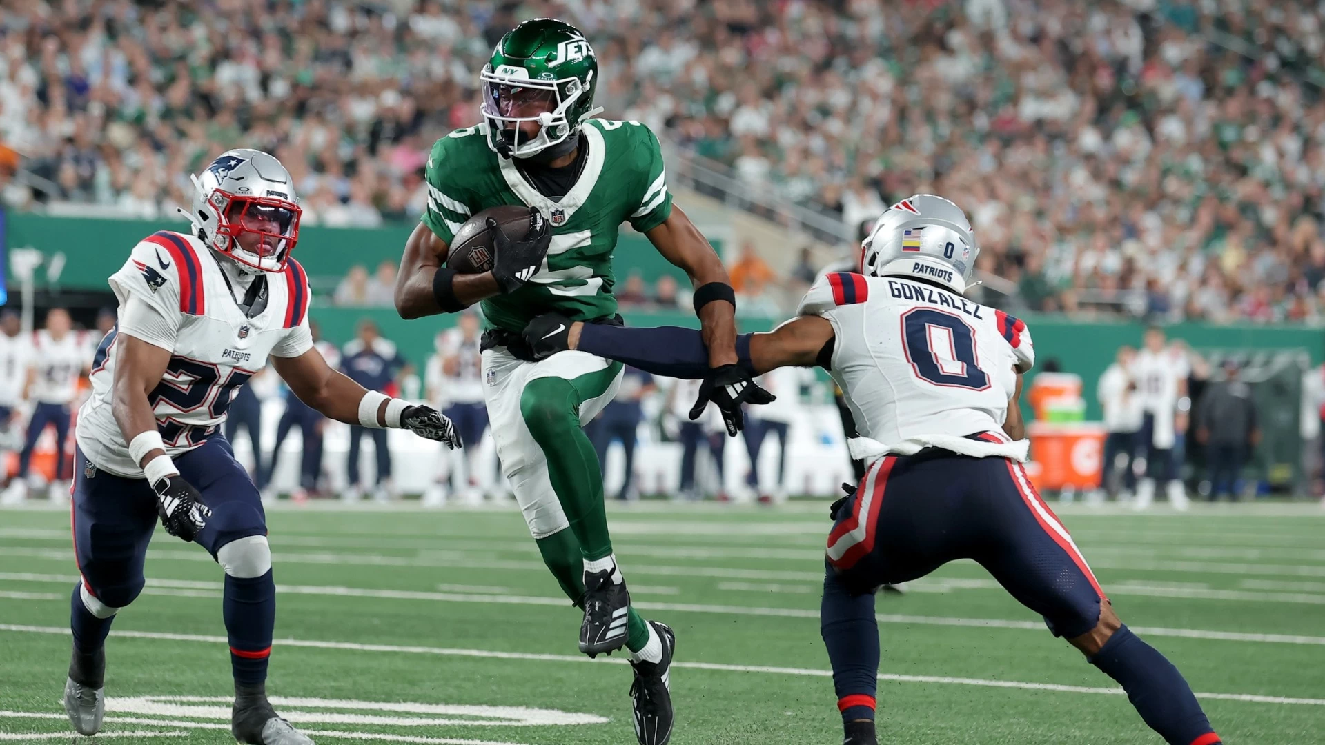 Jets Surging: Favorite Against Broncos & Garrett Wilson Analysis
